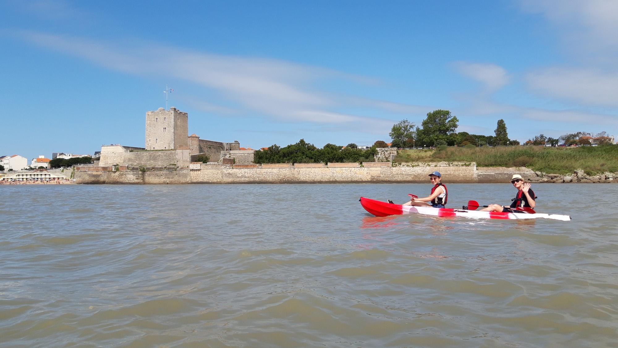 Location Kayak de mer et Stand up paddle SUP A la journée à Fouras en Charente Maritime 17